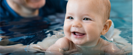 Séance bébé nageur à Sanary